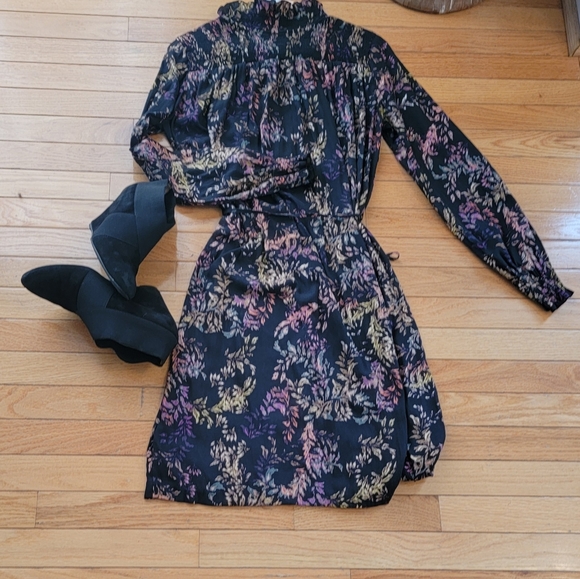 H&M Dress Size 6 Floral Print Long Sleeve - Picture 2 of 10